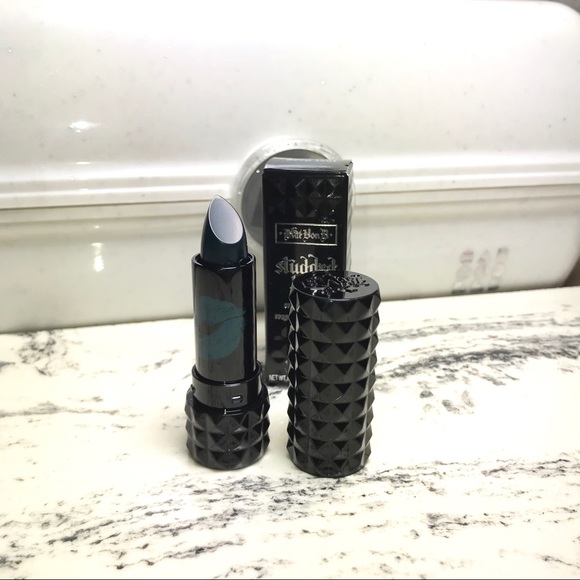 Studded Kisses Crème Lipstick Deep Teal - Picture 5 of 6